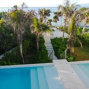 https://a-sanctuary-by-the-sea.allrivieramayahotels.com